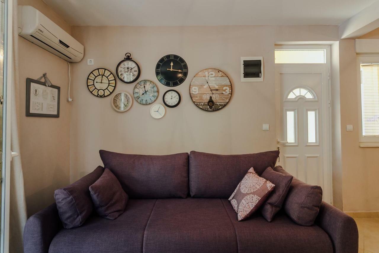 הרצג-נובי Poolside Apartments Miljan I Ranko מראה חיצוני תמונה